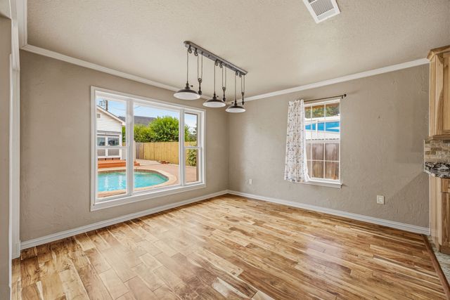5614 Hondo Drive, De Cordova, TX 76049