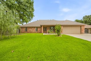 5614 Hondo Drive, De Cordova, TX 76049