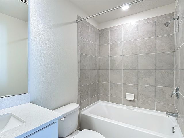 2233 SOUTHBURY DRIVE, Kissimmee, FL 34744