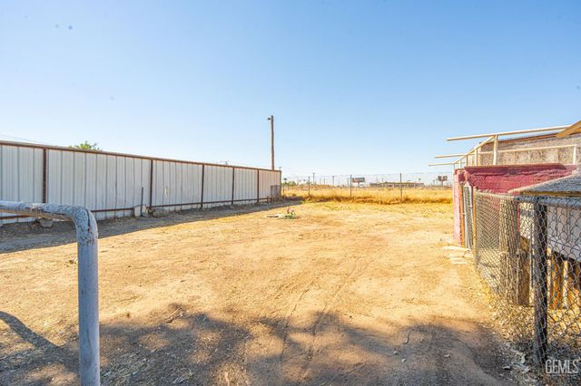 2631 Henry Lane, Bakersfield, CA 93308