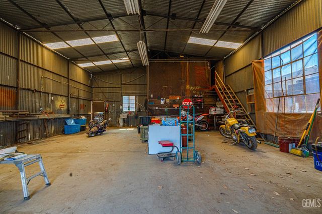 2631 Henry Lane, Bakersfield, CA 93308