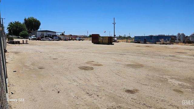 2631 Henry Lane, Bakersfield, CA 93308