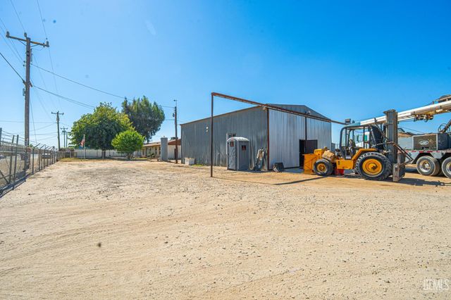 2631 Henry Lane, Bakersfield, CA 93308