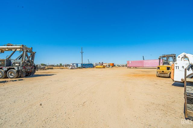 2631 Henry Lane, Bakersfield, CA 93308