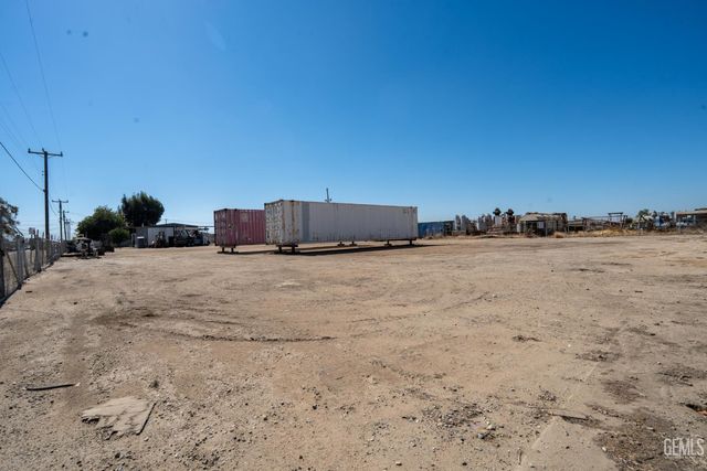 2631 Henry Lane, Bakersfield, CA 93308