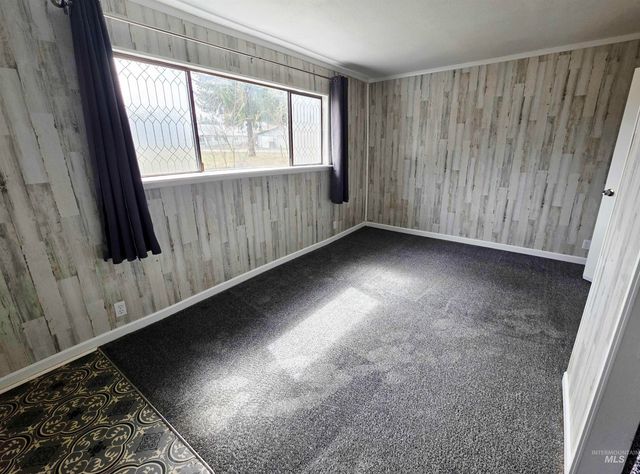 522 Ellis Ave, Winchester, ID 83555