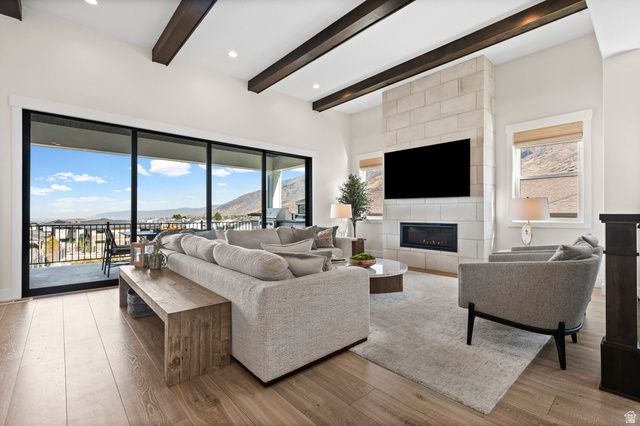 9296 S REGATTA LN, Cottonwood Heights, UT 84093
