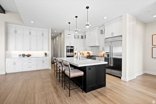 9296 S REGATTA LN, Cottonwood Heights, UT 84093