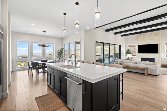 9296 S REGATTA LN, Cottonwood Heights, UT 84093