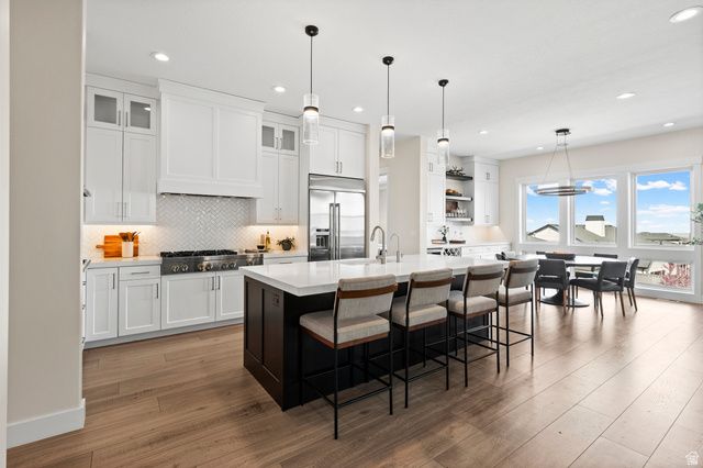 9296 S REGATTA LN, Cottonwood Heights, UT 84093