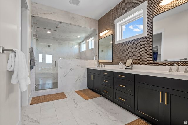 9296 S REGATTA LN, Cottonwood Heights, UT 84093