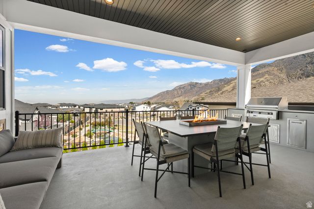 9296 S REGATTA LN, Cottonwood Heights, UT 84093