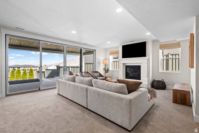 9296 S REGATTA LN, Cottonwood Heights, UT 84093