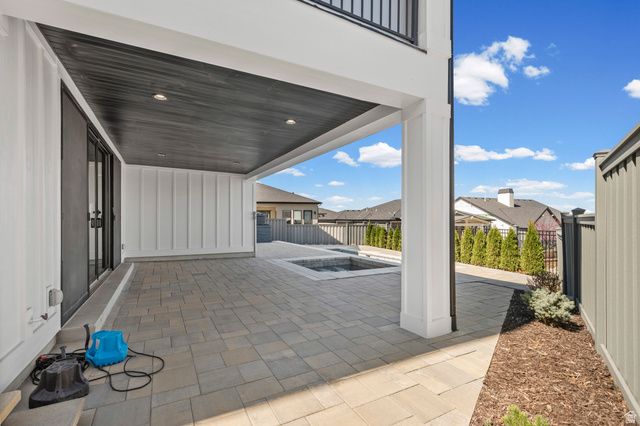 9296 S REGATTA LN, Cottonwood Heights, UT 84093