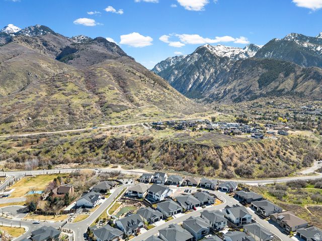 9296 S REGATTA LN, Cottonwood Heights, UT 84093