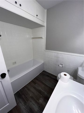 3301 Austin St, Corpus Christi, TX 78411