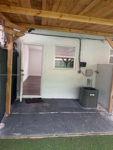 2029 Washington Ave 1, Opa-locka, FL 33054
