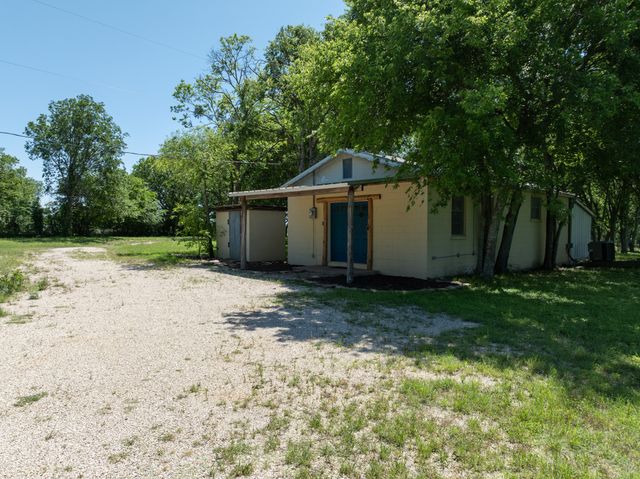 1355 N Houston Street, Lorena, TX 76655