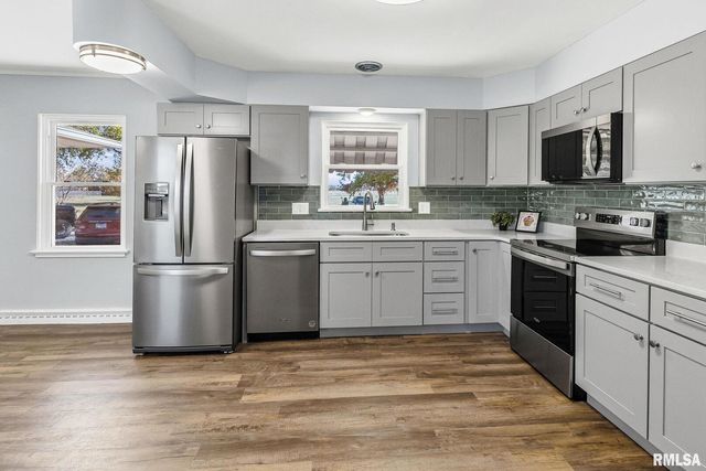 503 AIRPORT Road, Centralia, IL 62801