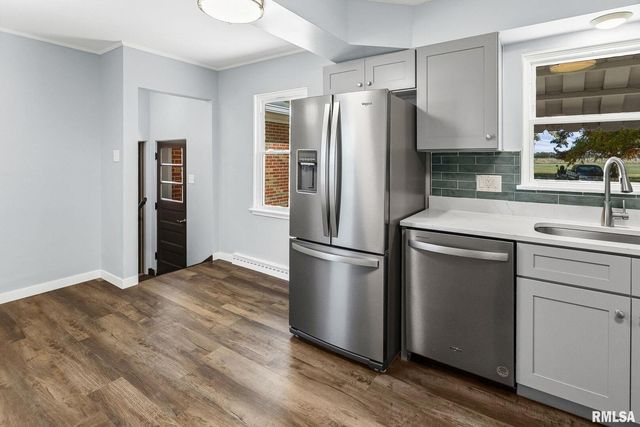 503 AIRPORT Road, Centralia, IL 62801