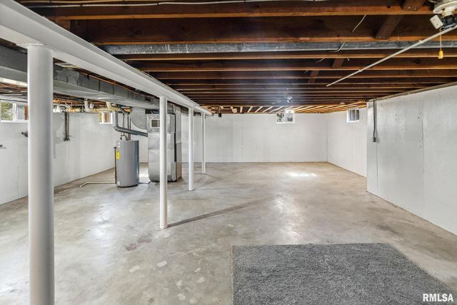 503 AIRPORT Road, Centralia, IL 62801