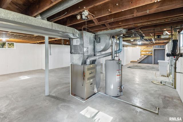 503 AIRPORT Road, Centralia, IL 62801