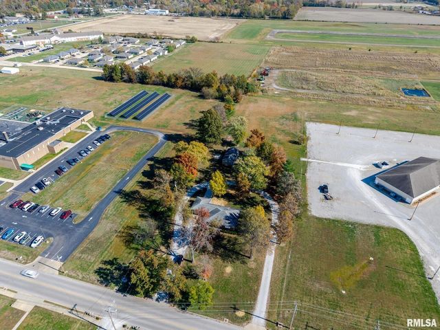 503 AIRPORT Road, Centralia, IL 62801
