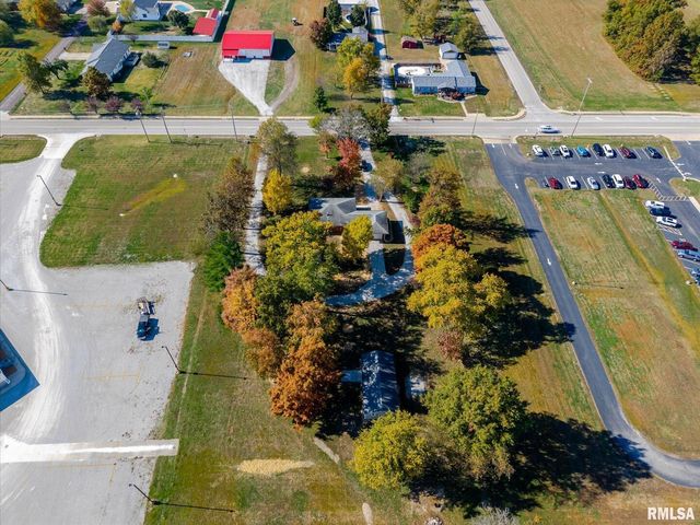 503 AIRPORT Road, Centralia, IL 62801