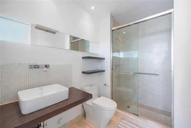 100 S Pointe Dr 2604, Miami Beach, FL 33139