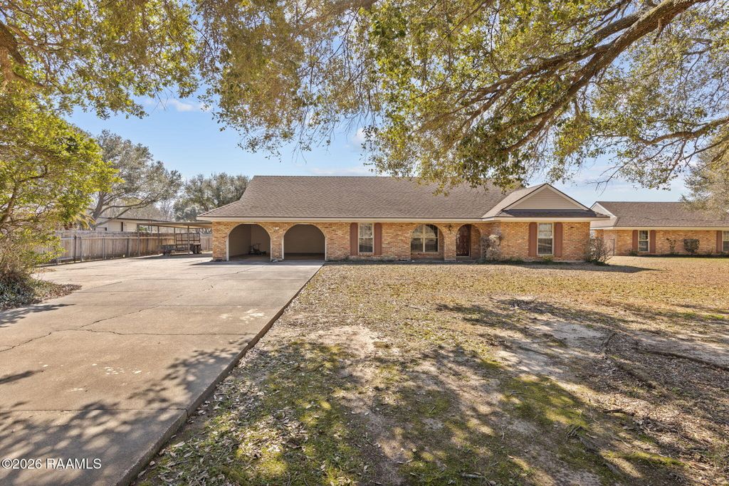 350 Teljean Road, Lafayette, LA 70503