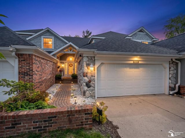 604 Meadowlands Court, Monroe Twp, MI 48161