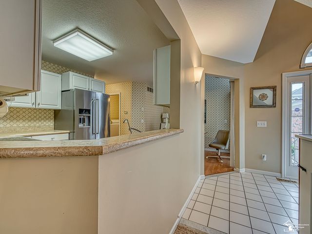 604 Meadowlands Court, Monroe Twp, MI 48161