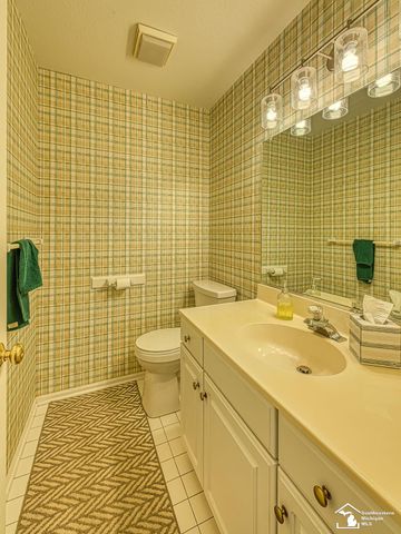 604 Meadowlands Court, Monroe Twp, MI 48161