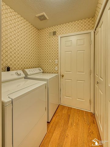 604 Meadowlands Court, Monroe Twp, MI 48161