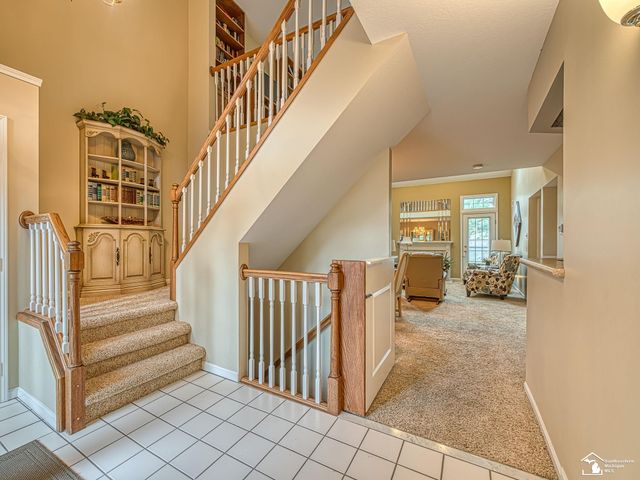 604 Meadowlands Court, Monroe Twp, MI 48161