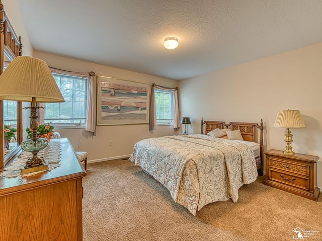604 Meadowlands Court, Monroe Twp, MI 48161