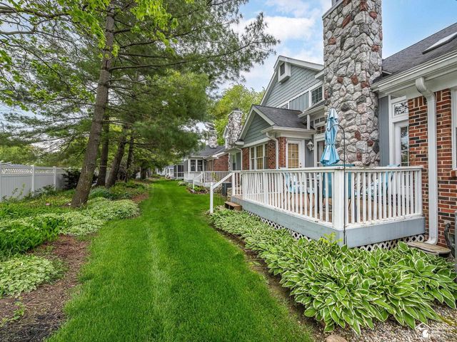 604 Meadowlands Court, Monroe Twp, MI 48161