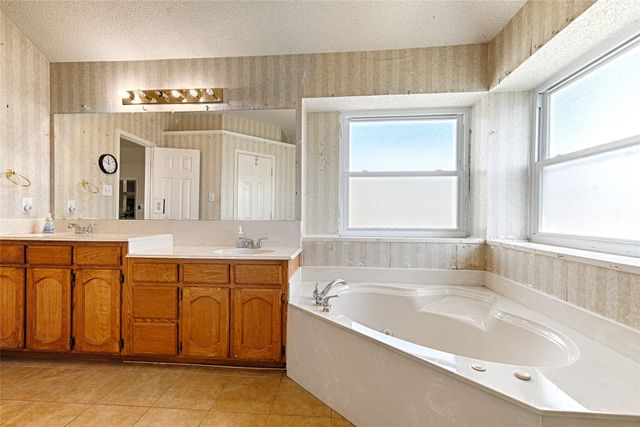 1544 Birkenhead Lane, Lancaster, TX 75134