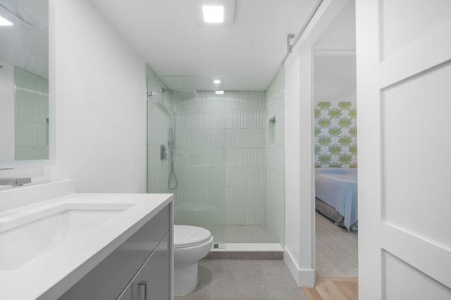 511 Bayshore Drive 905, Fort Lauderdale, FL 33304