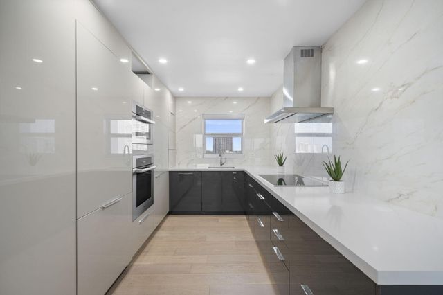 511 Bayshore Drive 905, Fort Lauderdale, FL 33304