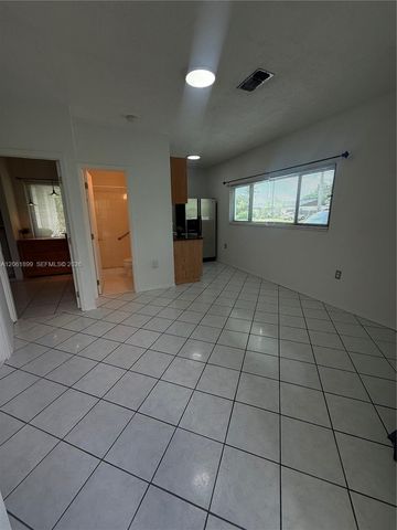 13101 SW 82nd Ter 1, Miami, FL 33183