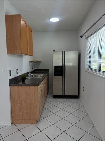 13101 SW 82nd Ter 1, Miami, FL 33183