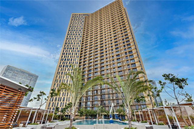 987 Queen Street 1806, Honolulu, HI 96814