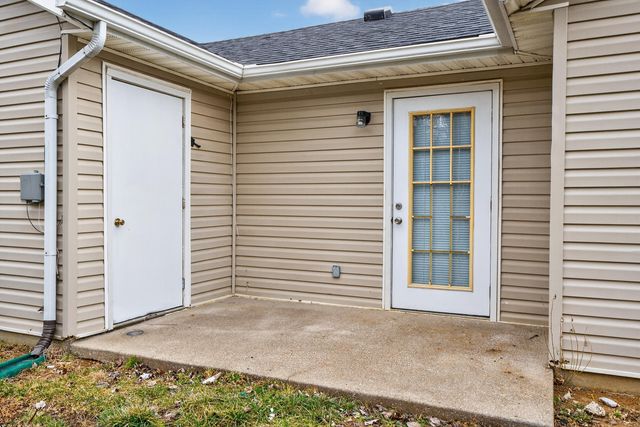 225 Buffalo Trace, Winchester, KY 40391