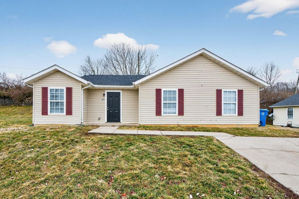 225 Buffalo Trace, Winchester, KY 40391