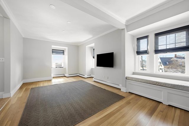 44 Mill St 3, Boston, MA 02122