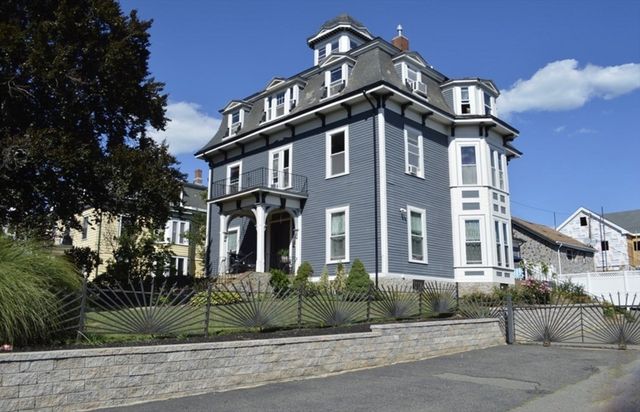 44 Mill St 3, Boston, MA 02122