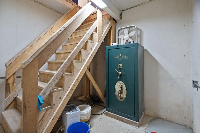 4649 STATE ROUTE A, Higbee, MO 65257