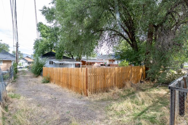 323 32ND ST, Ogden, UT 84401