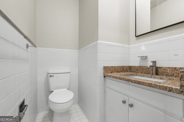 328 N Main Street, Statesboro, GA 30458